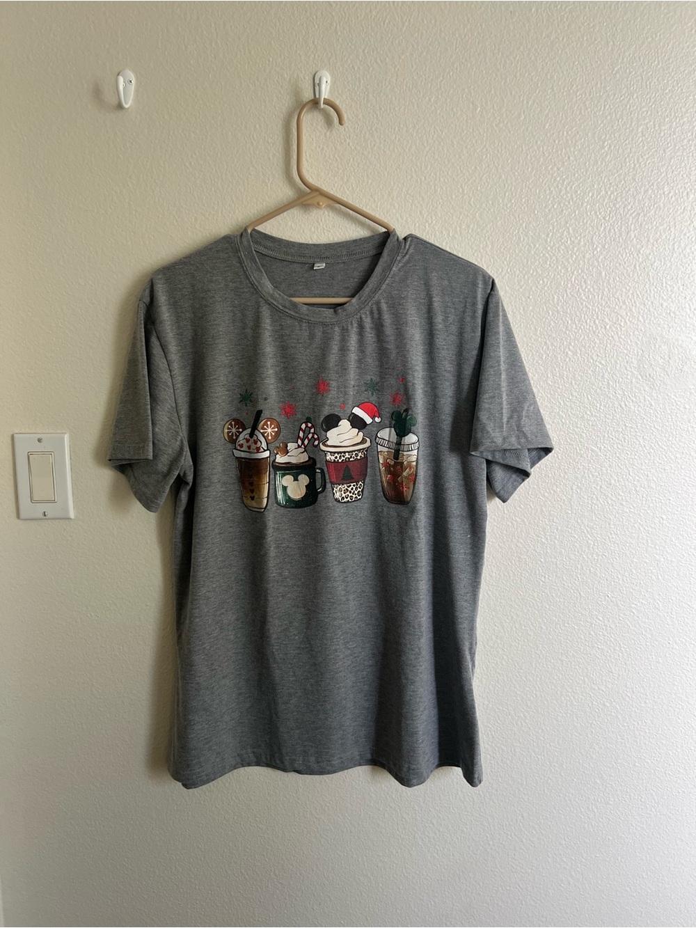 Gray Graphic Christmas Beverage Tee